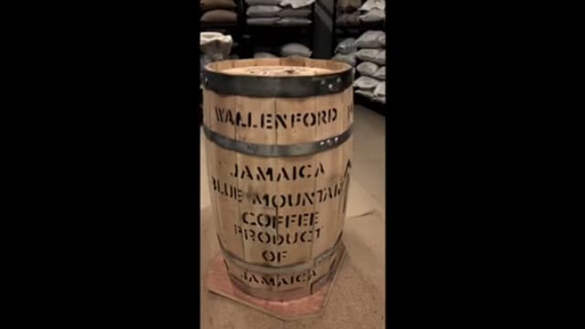 5 lbs (16 oz / 454 g) Jamaica Jamaican Blue Mountain Dark Roasted Coffee Beans, Roasted on the Day of Shipping