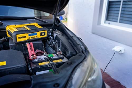 DEWALT DXAEC100 Professional 30-Amp Battery Charger and 3-Amp Maintainer with 100-Amp Engine Start
