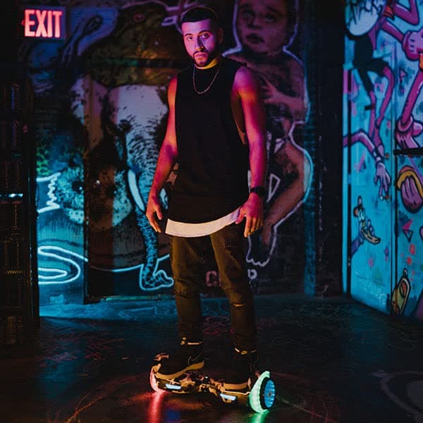 Hover-1 i-200 Electric Hoverboard | 7MPH Top Speed, 6 Mile Range, 6HR Full-Charge, Built-In Bluetooth Speaker, Rider Modes: Beginner to Expert