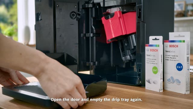 Bosch 300 Series Fully Automatic Espresso Machine – In-Cup Frother, OneTouch Milk Drinks, 5 Drink Options, Ceramic Grinder, Easy Clean & Descale, in Silver