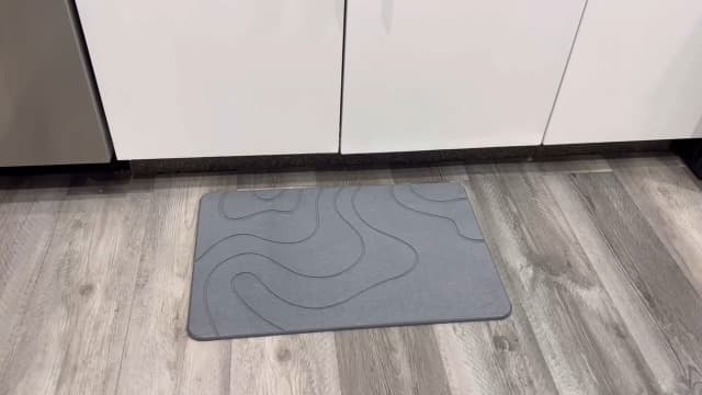 Stone Bath Mat Diatomaceous Earth Shower Mat Non-Slip Super Absorbent Diatomite Stone Mats for Bathroom Floor Quick-Drying Easy to Clean (24''*16'' Grey)
