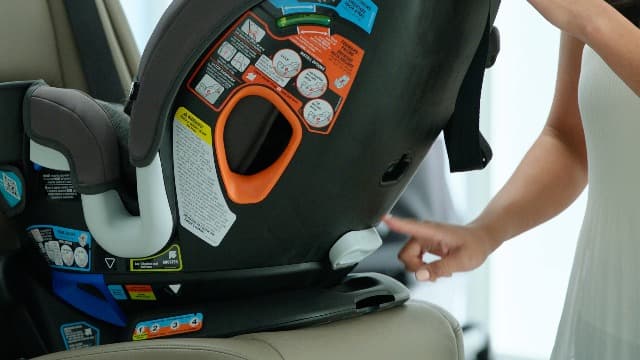 Graco Turn2Me 3-in-1 Convertible Car Seat, Rotating Seat feature, with Rear-Facing, Forward-Facing and Highback Booster options in Cambridge