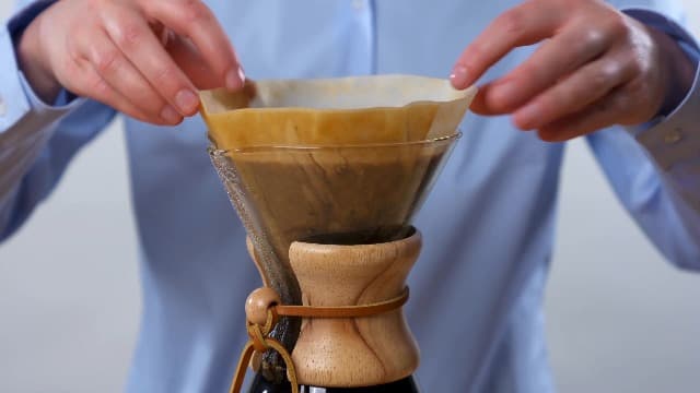 Chemex Pour-Over Glass Coffeemaker - Classic Series - 8-Cup - Exclusive Packaging
