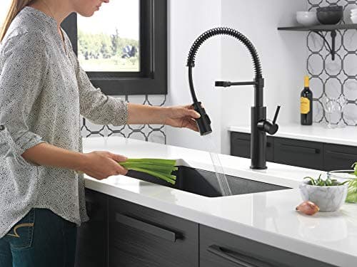 Delta Faucet Antoni Black Kitchen with Pull Down Sprayer, Commercial Style Sink Faucet, Faucets for Sinks, Single-Handle, Magnetic Docking Spray Head, 18803-BL-DST, Matte Black
