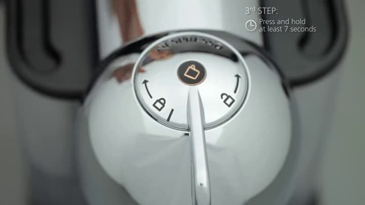 Nespresso Vertuo Coffee and Espresso Maker by De'Longhi, Piano Black with Aeroccino Milk Frother