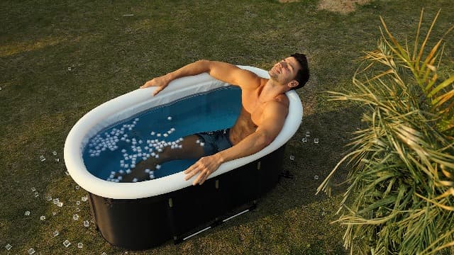 Upgraded 132 Gal XXL Large Oval Ice Bath with Air Ring, Multi-Layered Portable Cold Plunge Tub for Athletes, Foldable & Inflatable Full-Body Cold Tub Recovery at Home, Outdoors,Gym Use