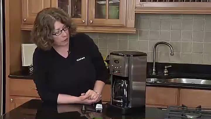 Cuisinart DCC-1200P1 Brew Central 12-Cup Programmable Coffeemaker Coffee Maker, Carafe, Brushed Chrome