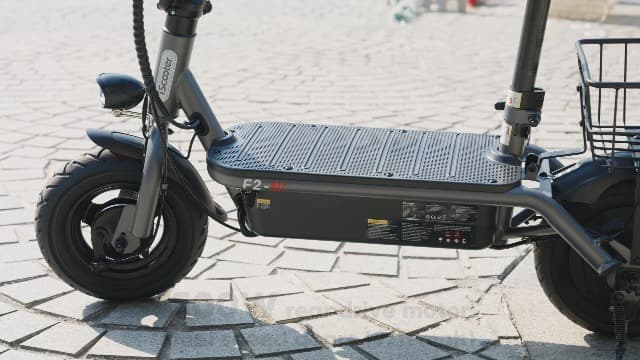 iScooter Electric Scooter with Seat, 37/21 Miles Long Range & 28/19/15.6 MPH Top Speed, 14"/12"/10" Pneumatic Tire, Height Adjustable Seat & Handlebar, Dual Suspensions Commuting Scooter with Basket
