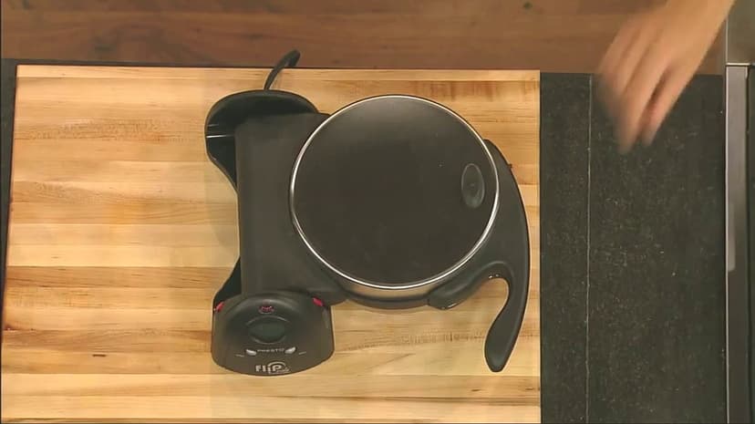 Presto Ceramic Flipside Belgian Waffle Maker, 7 inches (Pack of 1), BlackGray