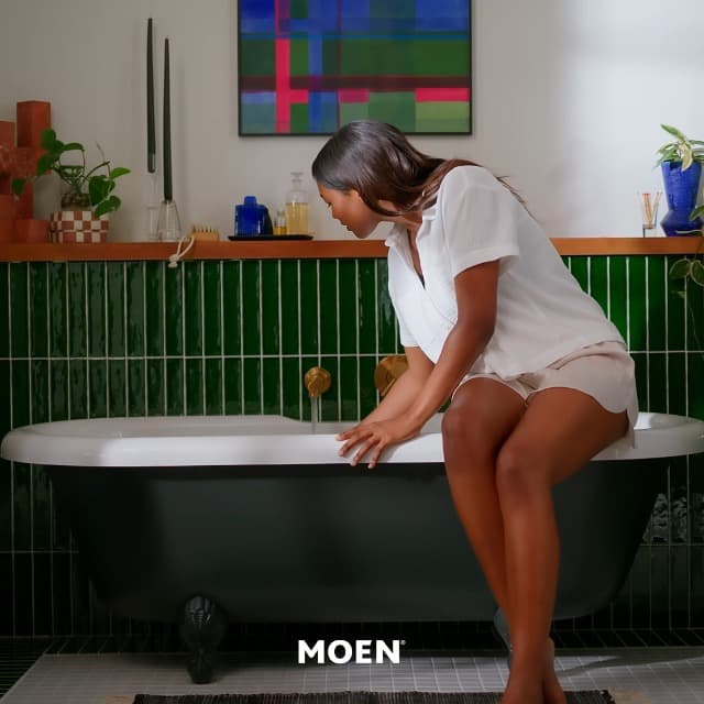 Moen Align Matte Black One-Handle Single Hole Low Profile Modern Bathroom Faucet with Drain Assembly, 6191BL