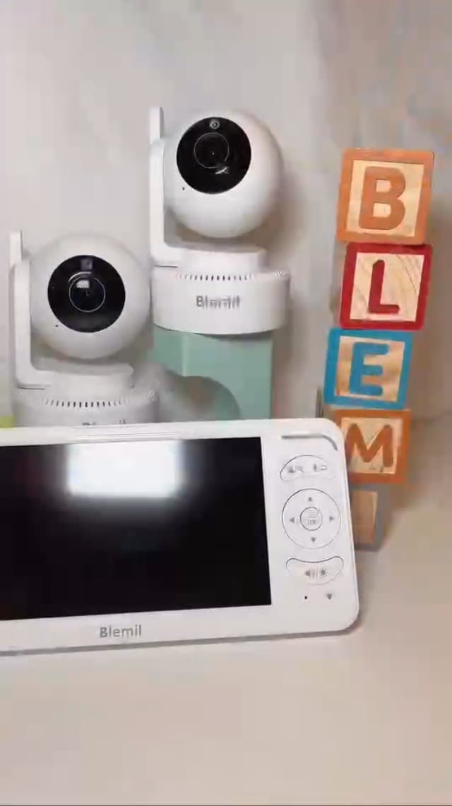 6" Baby Monitor with 2 Cameras 4000mAh Battery Upgrade Split Screen Video Baby Monitor No WiFi Remote Pan-Tilt-Zoom Auto-Night Vision 150 Languages ECO Mode 2-Way Talk 1000FT (Ideal Condition)