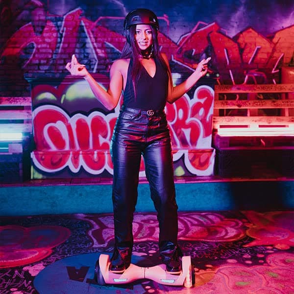 Hover-1 i-200 Electric Hoverboard | 7MPH Top Speed, 6 Mile Range, 6HR Full-Charge, Built-In Bluetooth Speaker, Rider Modes: Beginner to Expert