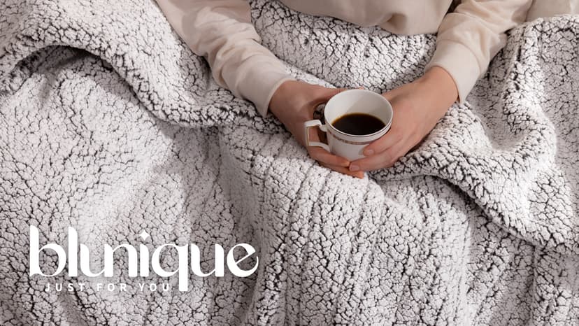 Electric Blanket Heated Throw Soft Double Sherpa Super Cozy with 6 Fast Heating Levels & 1-4 Hours Auto-Off, Over-Heat Protection, Machine Washable-White