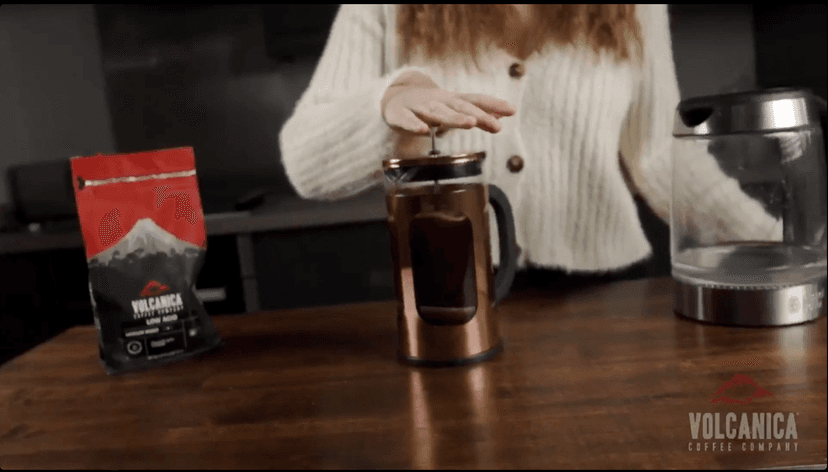 Jamaica Blue Mountain Coffee Blend, Whole Bean, Fresh Roasted, 16-ounce