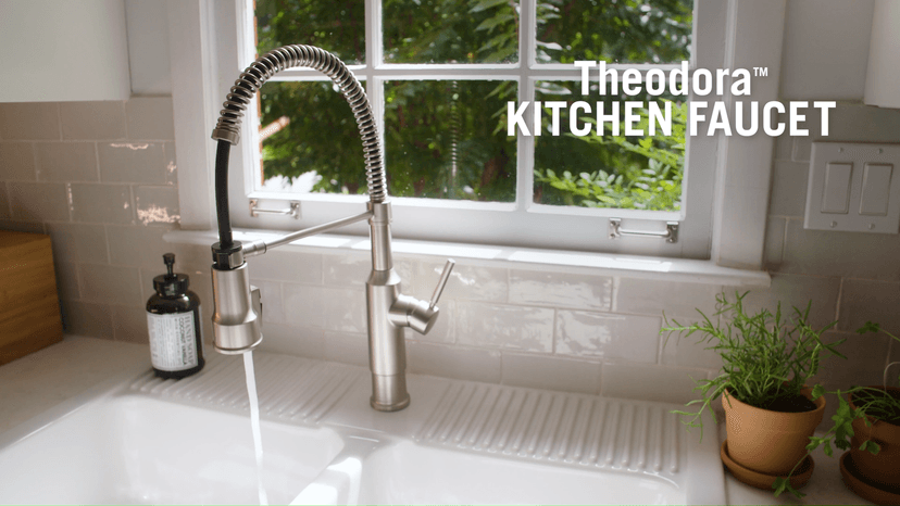 Delta Theodora Pro Style Commercial Kitchen Faucet with Pull Down Sprayer, Single Hole Matte Black Kitchen Sink Faucet, Single Handle, Matte Black 18804Z-BL-DST