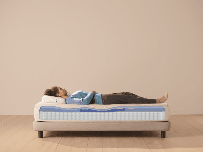 Casper Sleep Snow Mattress, King Medium Firm Memory Foam Mattress w/ HeatDelete Cooling Bands - 100-Night Trial - CertiPUR-US Mattress, Light Grey