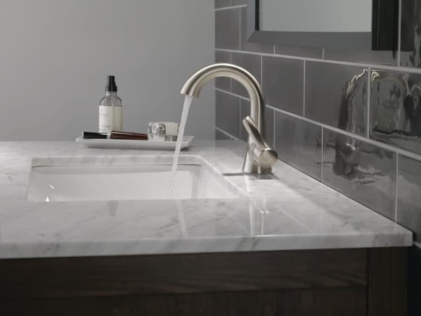 Delta Esato Brushed Nickel Bathroom Faucet 1 Hole, Single Hole Bathroom Sink Faucet for Vanity, Push-Pop Drain Assembly, SpotShield Brushed Nickel 15897LF-SP