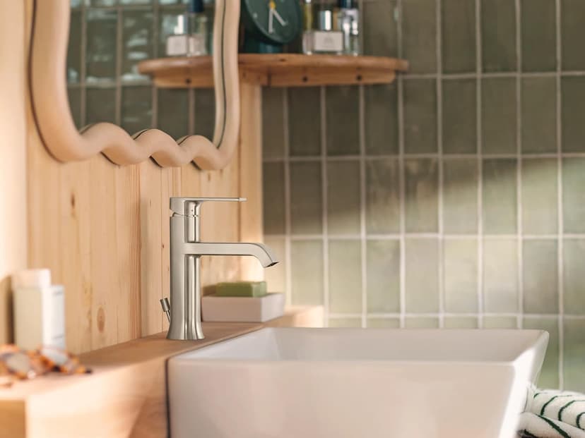 Moen 6702BN Genta LX One Handle Single Hole Modern Bathroom Sink Faucet with Optional Deckplate, Brushed Nickel