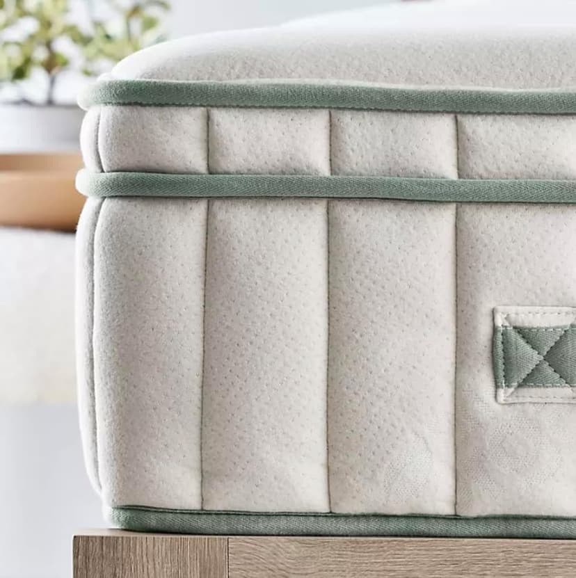 Mark Hotel Premier Medium-Firm Hybrid Mattress with Organic Latex-GOTS‐Certified Organic Cotton and Wool-Handcrafted in USA