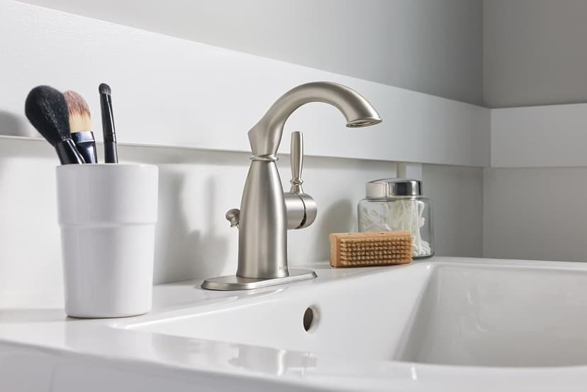 Moen Sarona Spot Resist Brushed Nickel One-Handle Single Hole Rustic Farmhouse Bathroom Sink Faucet with Optional Deckplate, 84144SRN