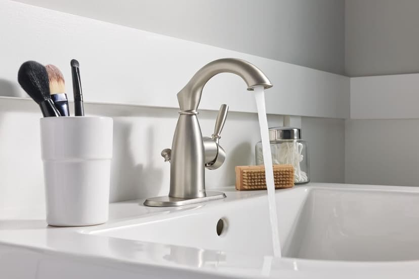Moen Sarona Spot Resist Brushed Nickel One-Handle Single Hole Rustic Farmhouse Bathroom Sink Faucet with Optional Deckplate, 84144SRN