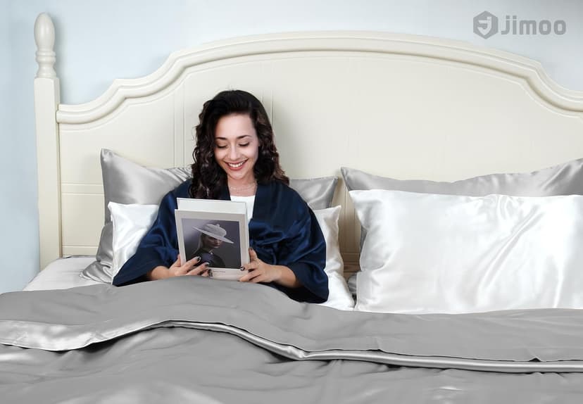 100% Mulberry Silk Pillowcase for Hair and Skin, 22 Momme Pure Natural Silk Pillow Case Both Sided with Zipper, Pillow Cover for Women Mom Men(Silver Grey, Standard 20''×26'')
