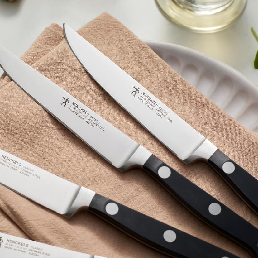 HENCKELS Classic Razor-Sharp Steak Knife Set of 4, German Engineered Informed by 100+ Years of Mastery, Black/Stainless Steel