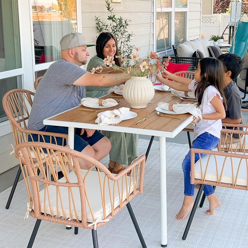 YITAHOME 4 Pieces Rattan Wicker Dinning Chairs, Outdoor Indoor Patio Furniture Set with Cushion and Curved Back All Weather Bistro Chair for Garden Backyard Porch Poolside Restaurant (Beige)