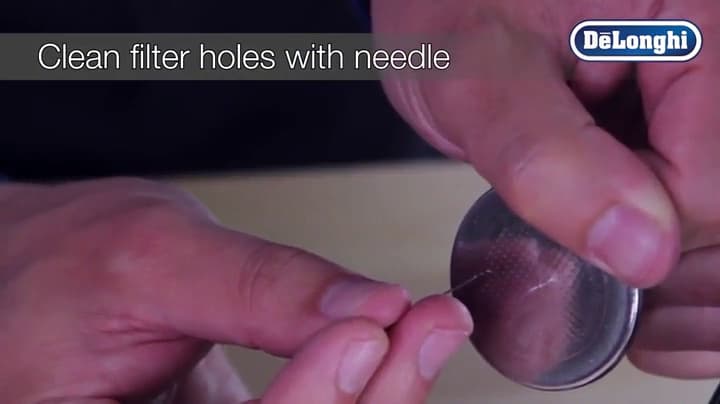 De'Longhi 15-Bar Pump Espresso Machine with Milk Frother & Temperature Control - Compact Home Barista Coffee Maker for Espresso, Latte, Cappuccino & Iced Coffee, Easy to Clean Design