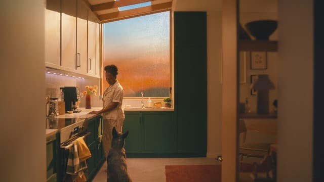 Cuisinart Coffee Maker, Custom Grind and Brew Single Cup Coffee Maker, 6 Cup Sizes, Built-in Stainless Steel Burr Mill, Adjustable Strength, Grind Control and Over Ice Feature, Easy Cleaning, DGB-30