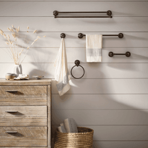 Moen Align Matte Black One-Handle Single Hole Low Profile Modern Bathroom Faucet with Drain Assembly, 6191BL