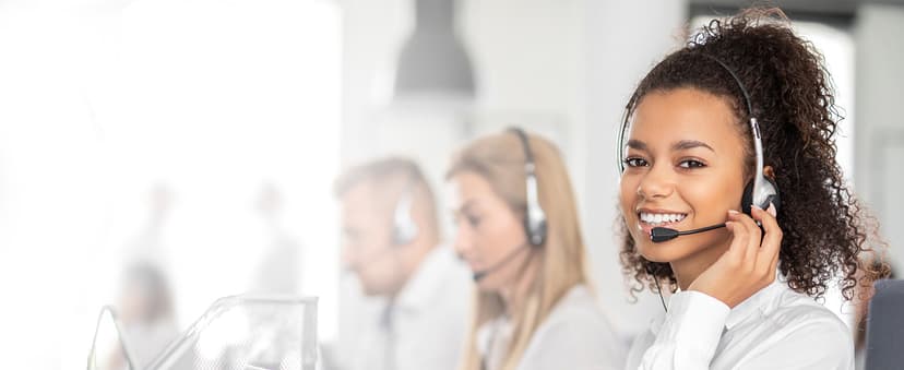 Epson Home Cinema 2250 3LCD Full HD 1080p Projector with Android TV, Streaming Projector, Home Theater Projector, 10W Speaker, Image Enhancement, Frame Interpolation, 70,000:1 contrast ratio, HDMI