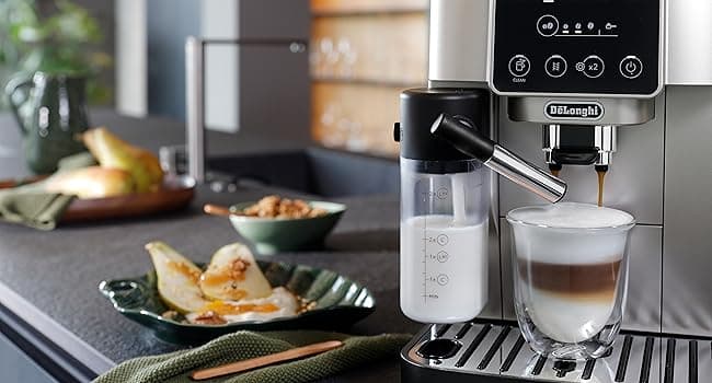 De'Longhi Magnifica Start Espresso & Coffee Machine with Automatic Milk Frother, One Touch Latte, Cappuccino, Built-in Grinder, Silver, ECAM22080SB