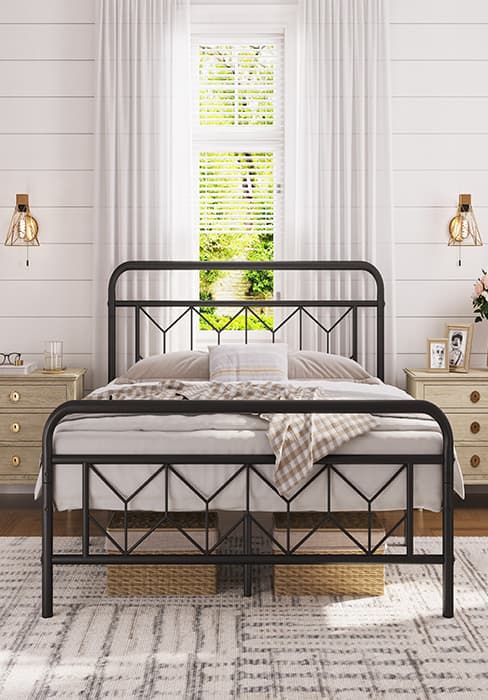 Yaheetech Classic Metal Platform Bed Frame Mattress Foundation with Victorian Style Iron-Art Headboard/Footboard/Under Bed Storage/No Box Spring Needed/Queen Size Black