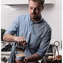 DeLonghi Magnifica XS Fully Automatic Espresso and Cappuccino Machine with Manual Cappuccino System, Silver