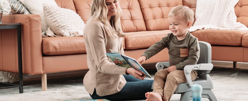 Chicco Bento™ 3-in-1 Portable Booster Seat for Table, Feeding Seat and Toddler Chair for Babies and Toddlers, for Children up to 50 lbs., Lightweight, Compact Fold | Sage/Green