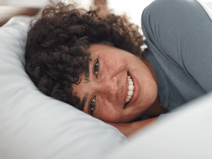 Beckham Hotel Collection Bed Pillows Standard/Queen Size Set of 2 - Original Down Alternative Pillow for Sleeping - Bedding for Back, Stomach or Side Sleepers