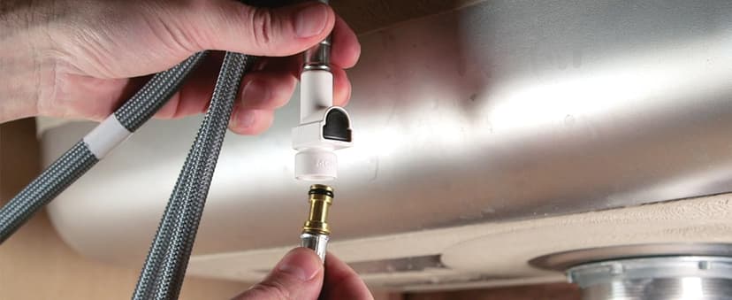 Moen Adler Chrome One-Handle High Arc Kitchen Sink Faucet with Power Clean, Modern Kitchen Faucet with Pull Down Sprayer, 87233