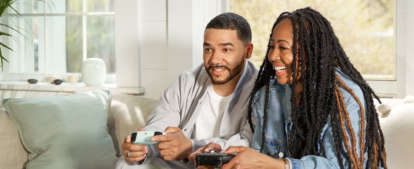 Google Nest WiFi Pro - 6E - Reliable Home Wi-Fi System with Fast Speed and Whole Home Coverage - Mesh Router - 3 Pack - Snow