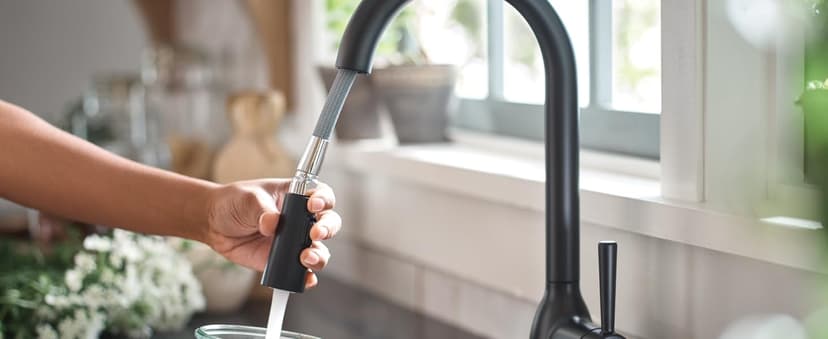 Moen Adler Chrome One-Handle High Arc Kitchen Sink Faucet with Power Clean, Modern Kitchen Faucet with Pull Down Sprayer, 87233