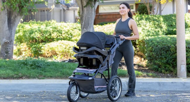 baby Trend Expedition® Jogger Travel System with EZ-Lift™ Infant Car Seat, Dash Black