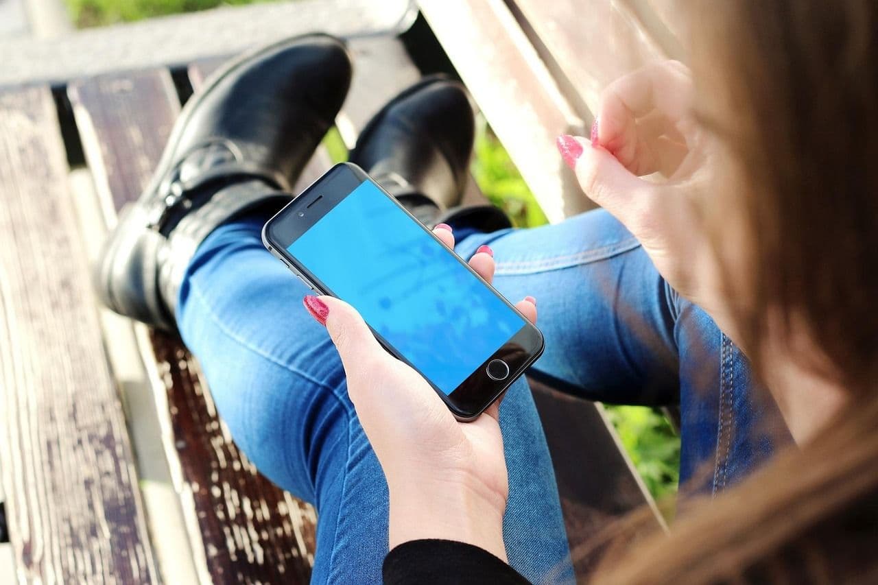 Best android phones under 500 shown side by side