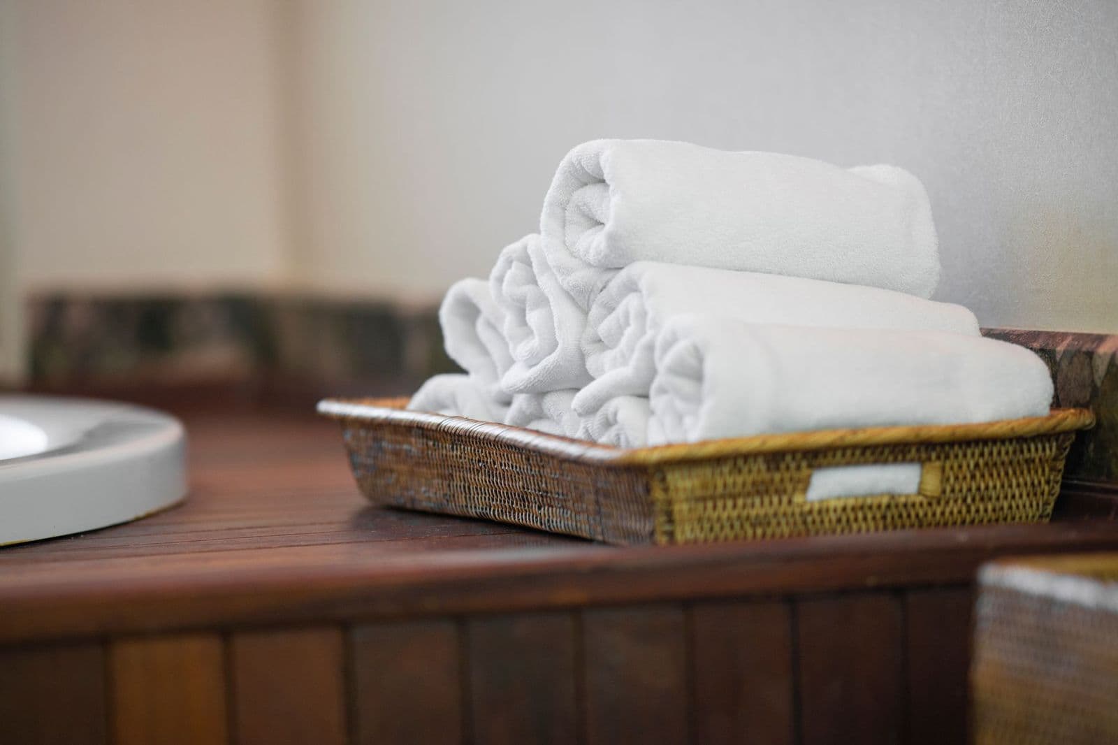 Stack of folded bath towels, a guide to the best bath towels at kohl's