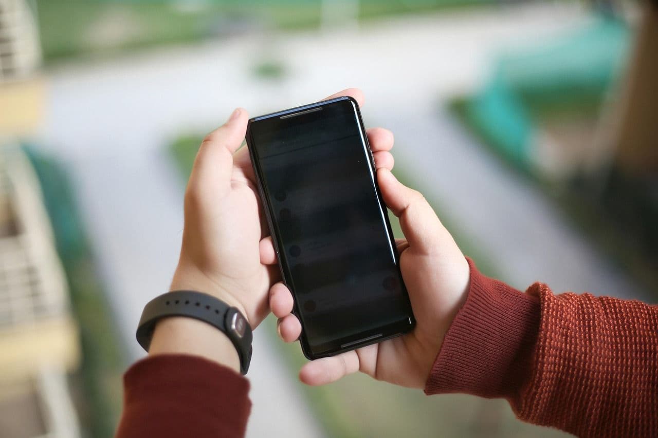 Best android phones under 400 shown with bright OLED screens