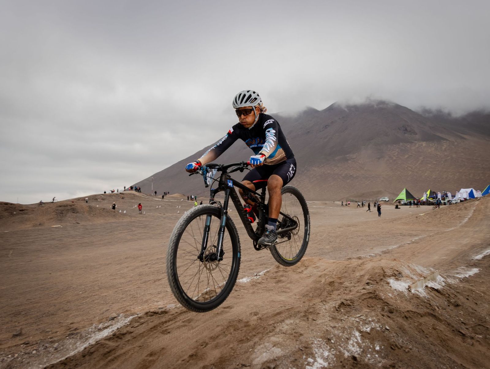 Best Bike for Mountain and Road for 2026: What Actually Matters Before You Buy