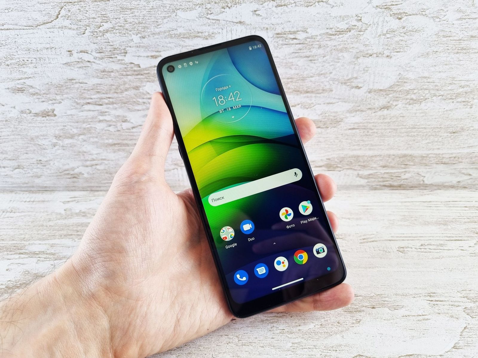 Best Android Phones under 200: Types Compared and How to Choose in 2026