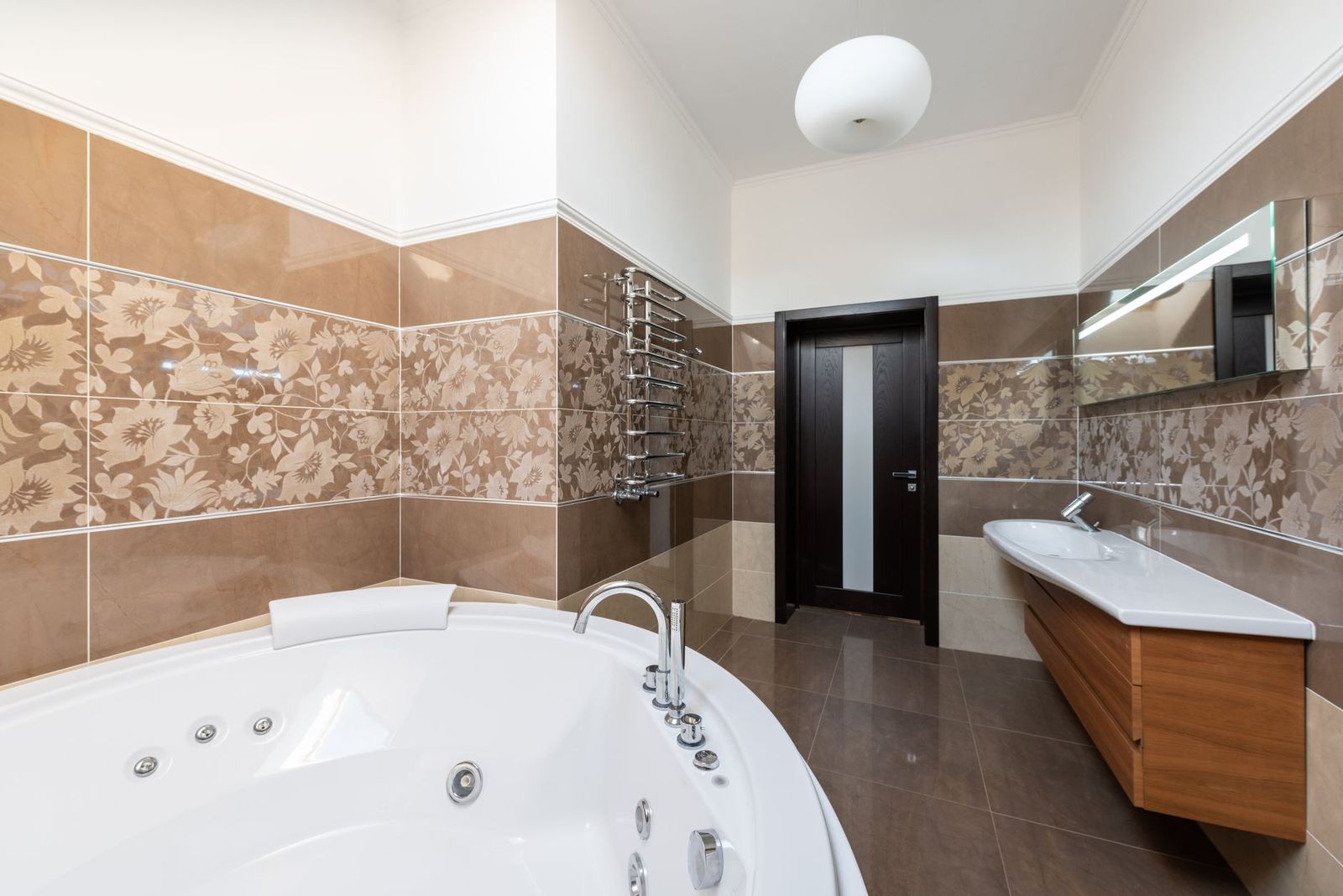 Best Bathtub Brands for 2026: What to Compare Before You Buy
